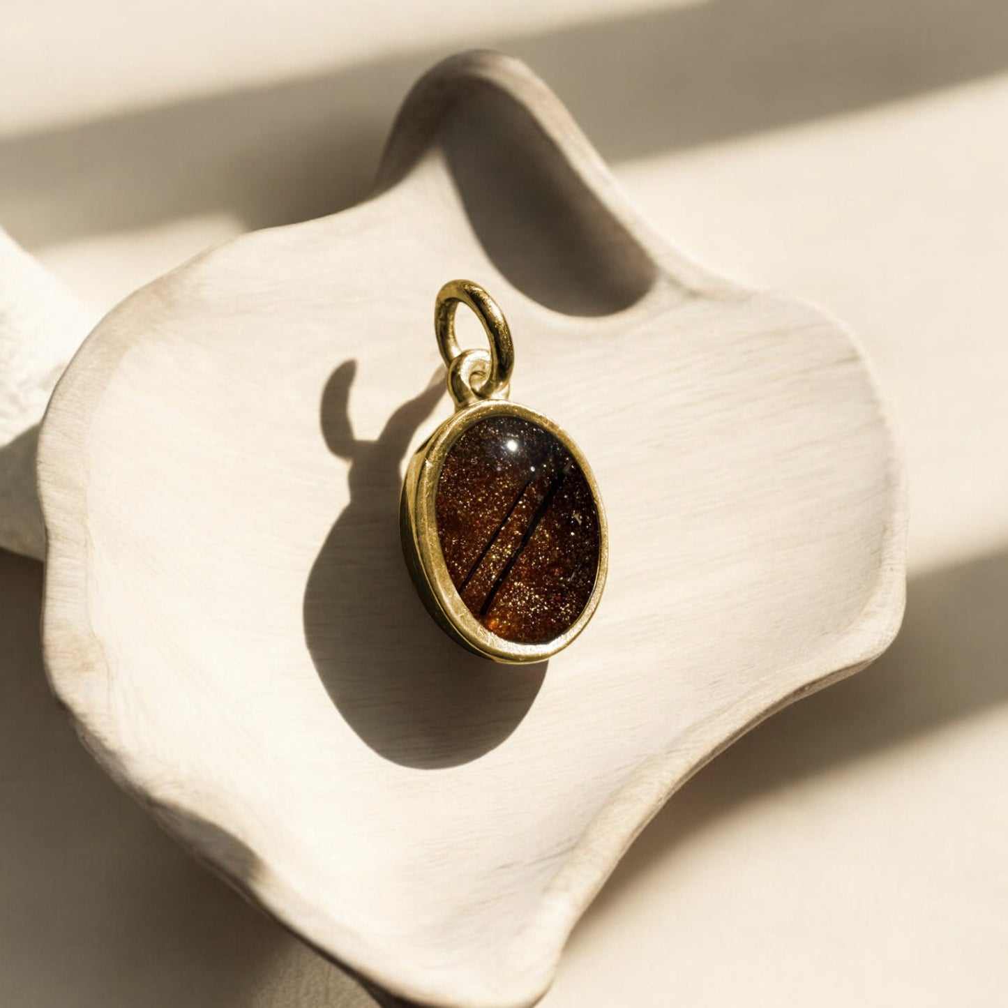 Dije Atria 9mm Oro 18k