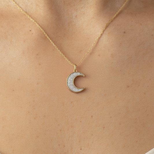 Dije Luna 15mm Oro 18k