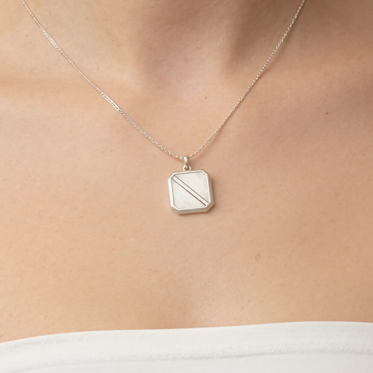 Dije Amaltea 15mm Plata 925