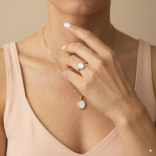 Set Atria 9mm Oro 18k (Anillo + Dije)