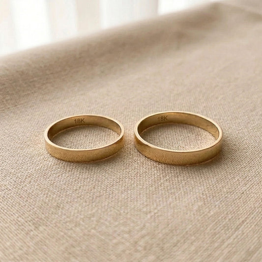 Par de alianzas cinta 3mm Oro 18k con grabado a mano