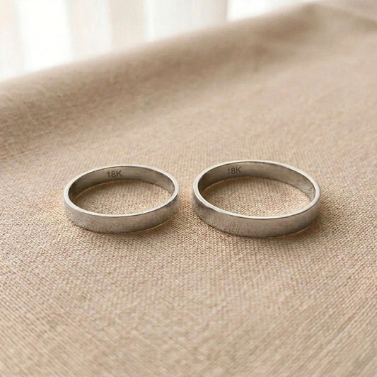 Par de alianzas cinta 3mm Oro Blanco 18k con grabado a mano