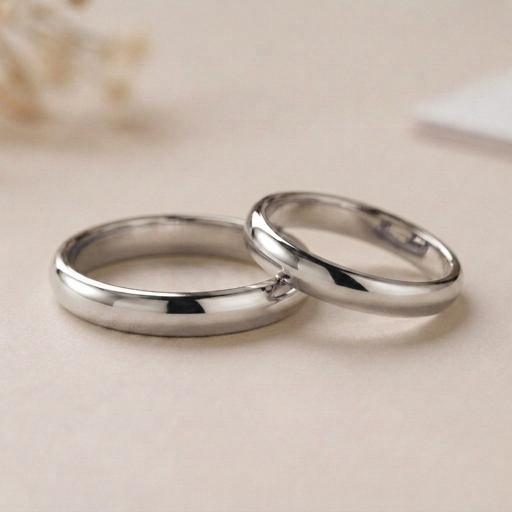 Par de alianzas bombé 3mm Oro Blanco 18k con grabado a mano