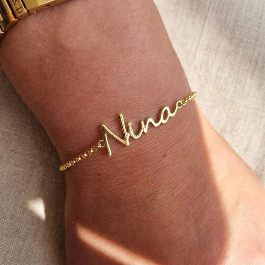 Dije Trazo Oro 18k